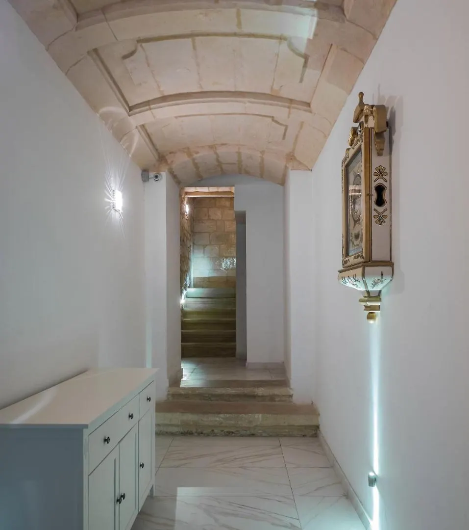 Valletta Strada Stretta Suite Апартаменты