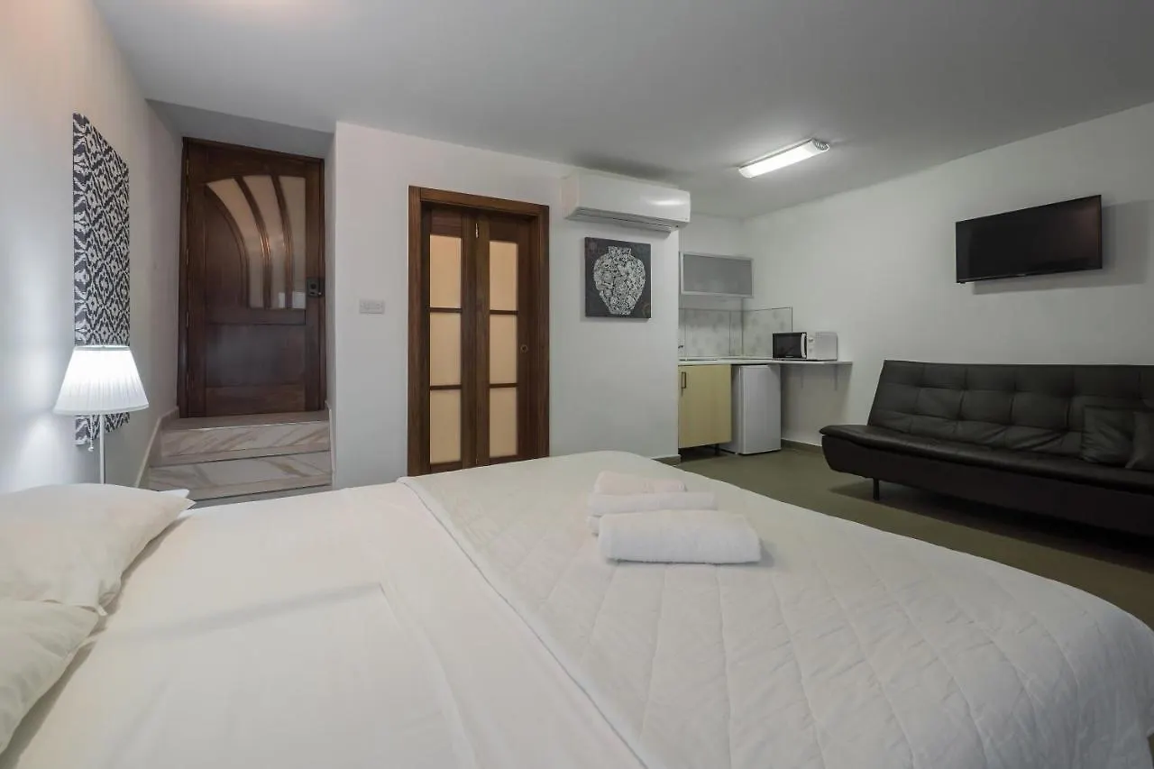 Valletta Strada Stretta Suite Апартаменты